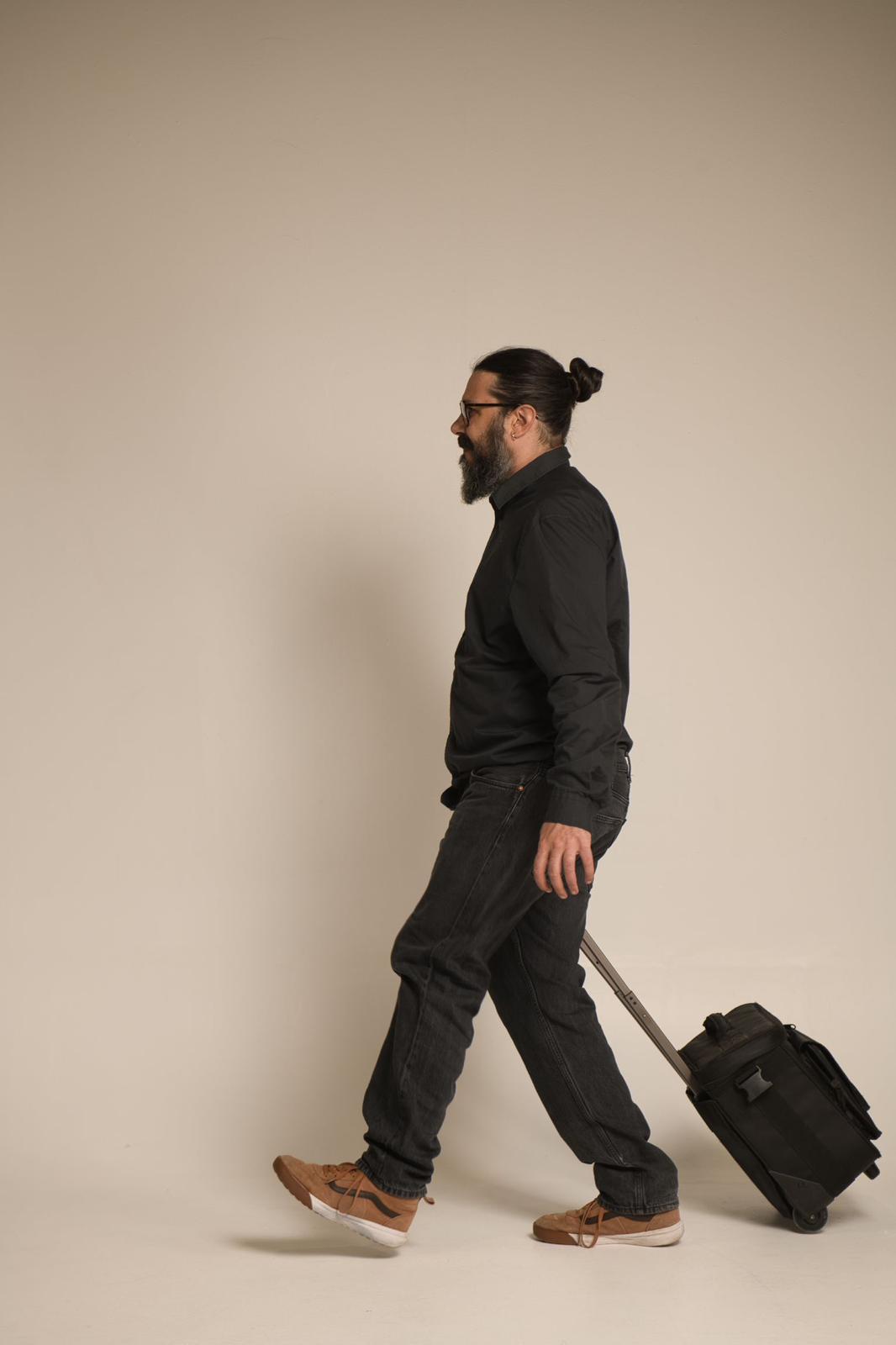David DJ — retrato de estudio